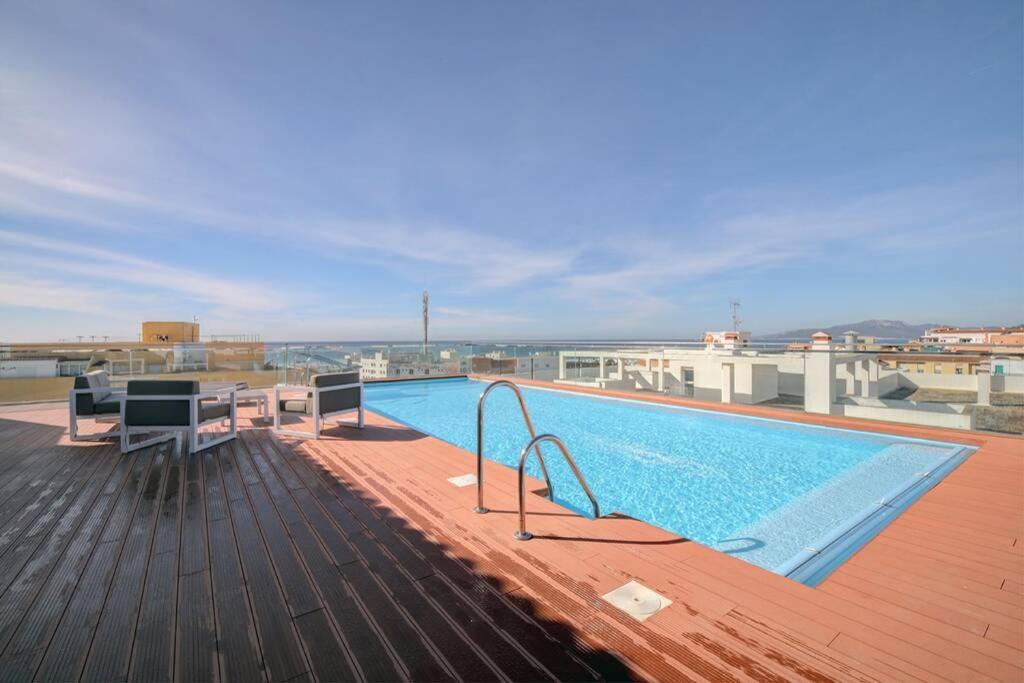 Ventura 2 - Centric & Pool - Simplytarifa Lägenhet Exteriör bild